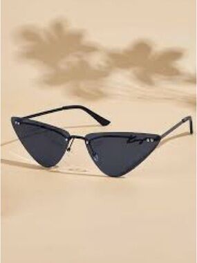 KENZO  Black Cat-Eye Women's Sunglasses